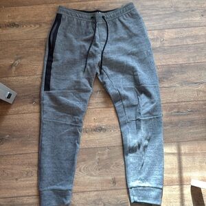 Men’s American Eagle Joggers